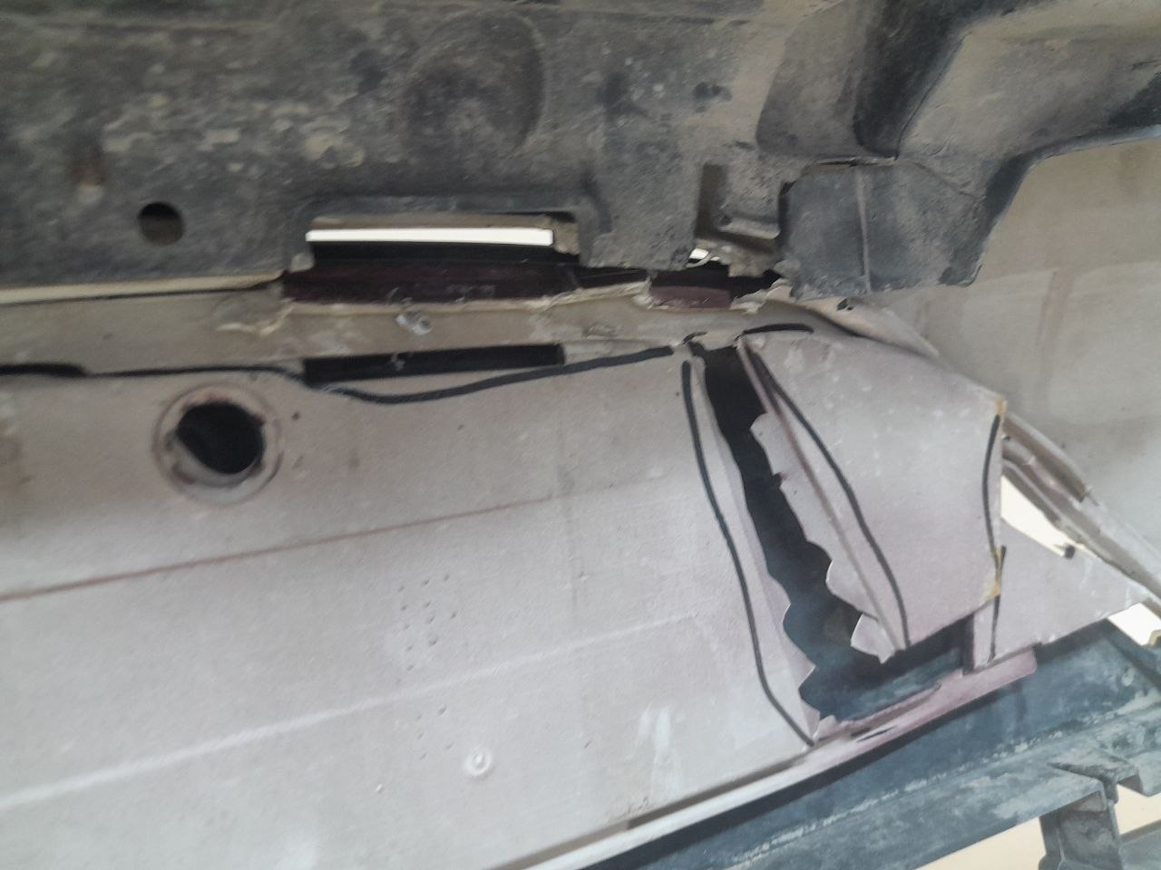 Бампер передний Ford Focus 2 (DB) 2008-2011 Бампер передний Ford Focus 2 (DB) 2008-2011