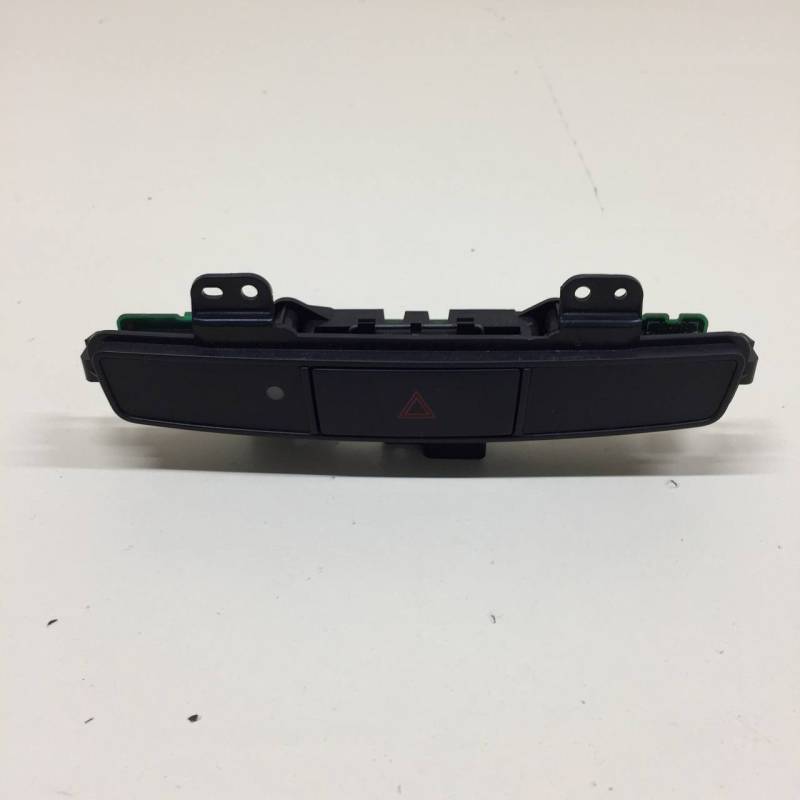 Кнопка аварийной сигнализации Mitsubishi Lancer X (CX, CY) 2007> Кнопка аварийной сигнализации Mitsubishi Lancer X (CX, CY) 2007>
