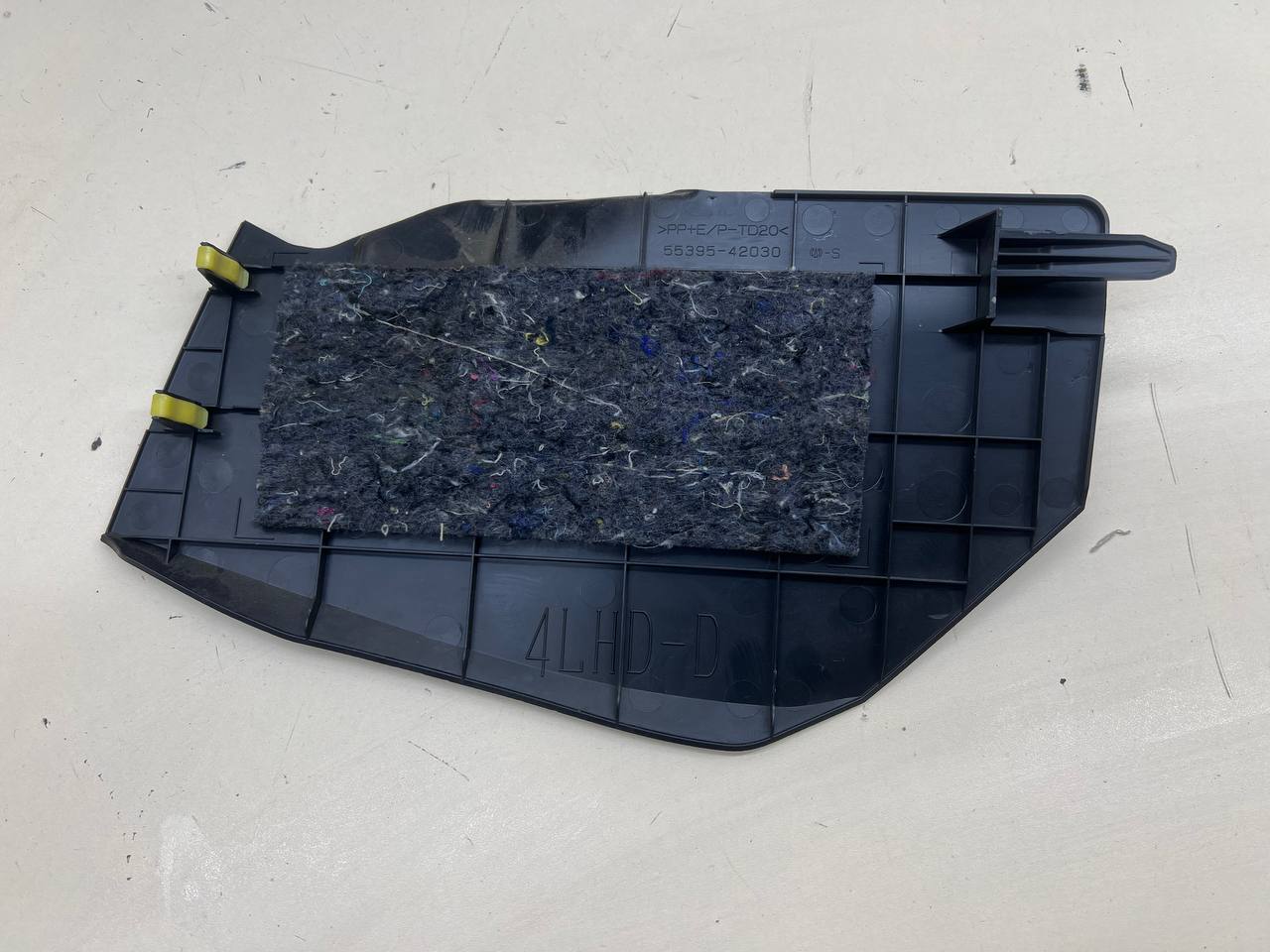 Консоль центральная Toyota Rav 4 (XA40) 2013-2019