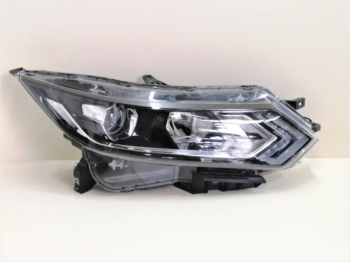 Фара правая Nissan Qashqai (J11) 2014>