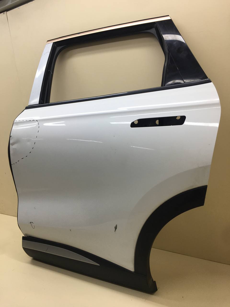 Дверь задняя левая EXEED RX 2022>