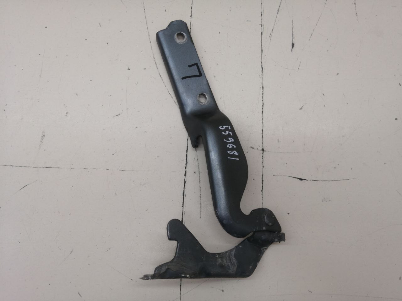 Петля капота левая Fiat Albea 2002-2012