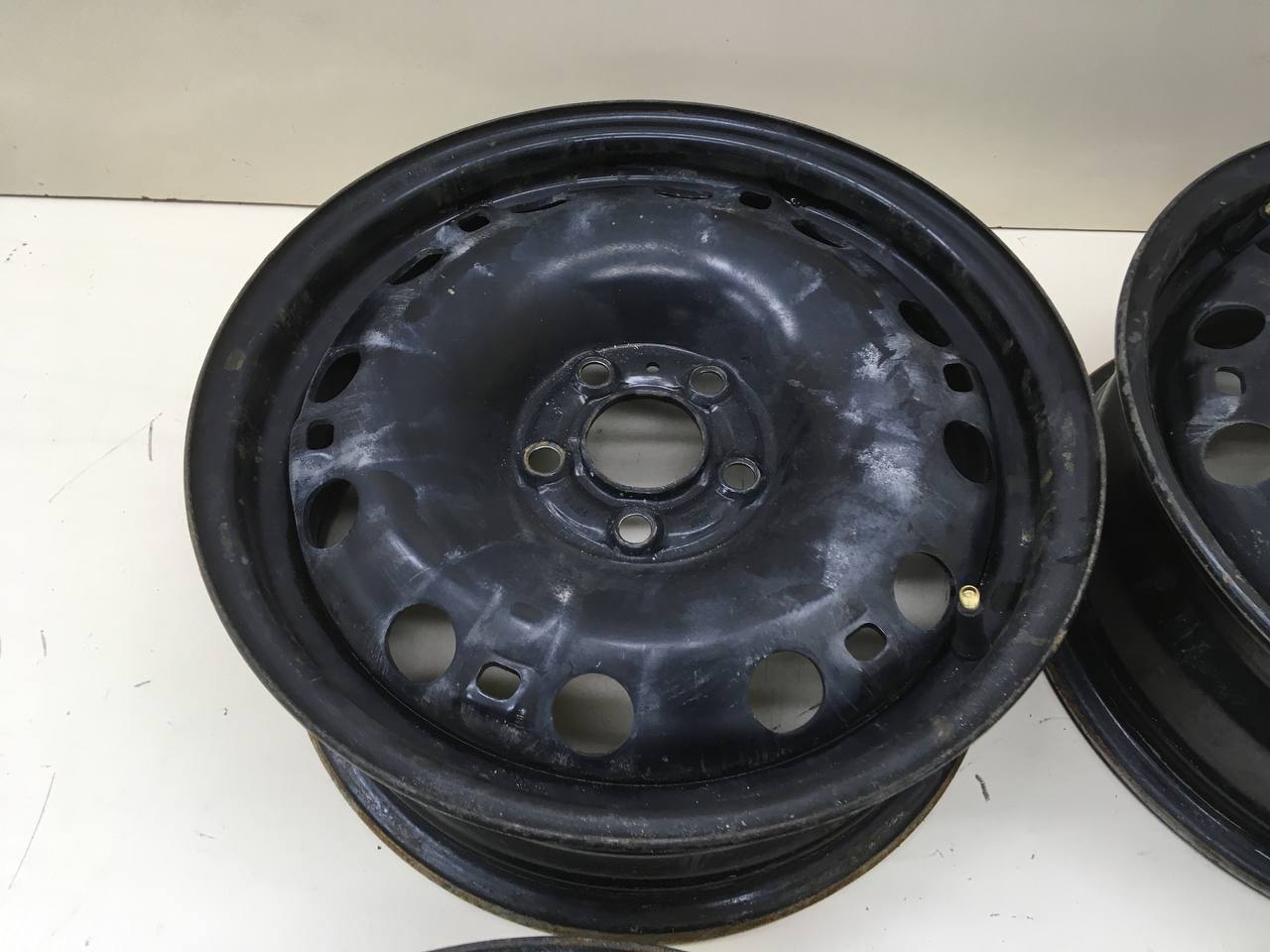 Диски к-кт R15 Штампованные