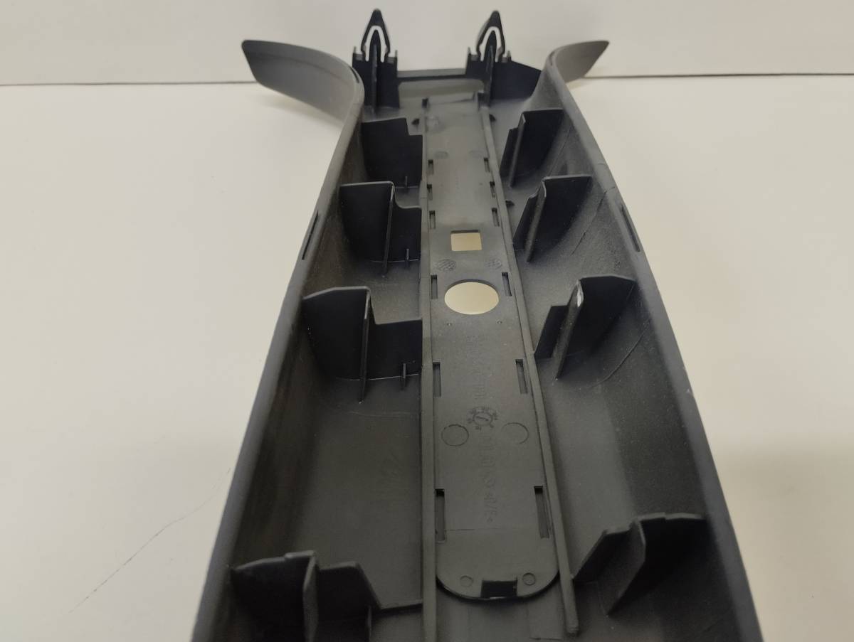 Обшивка стойки Lada Largus 2012>