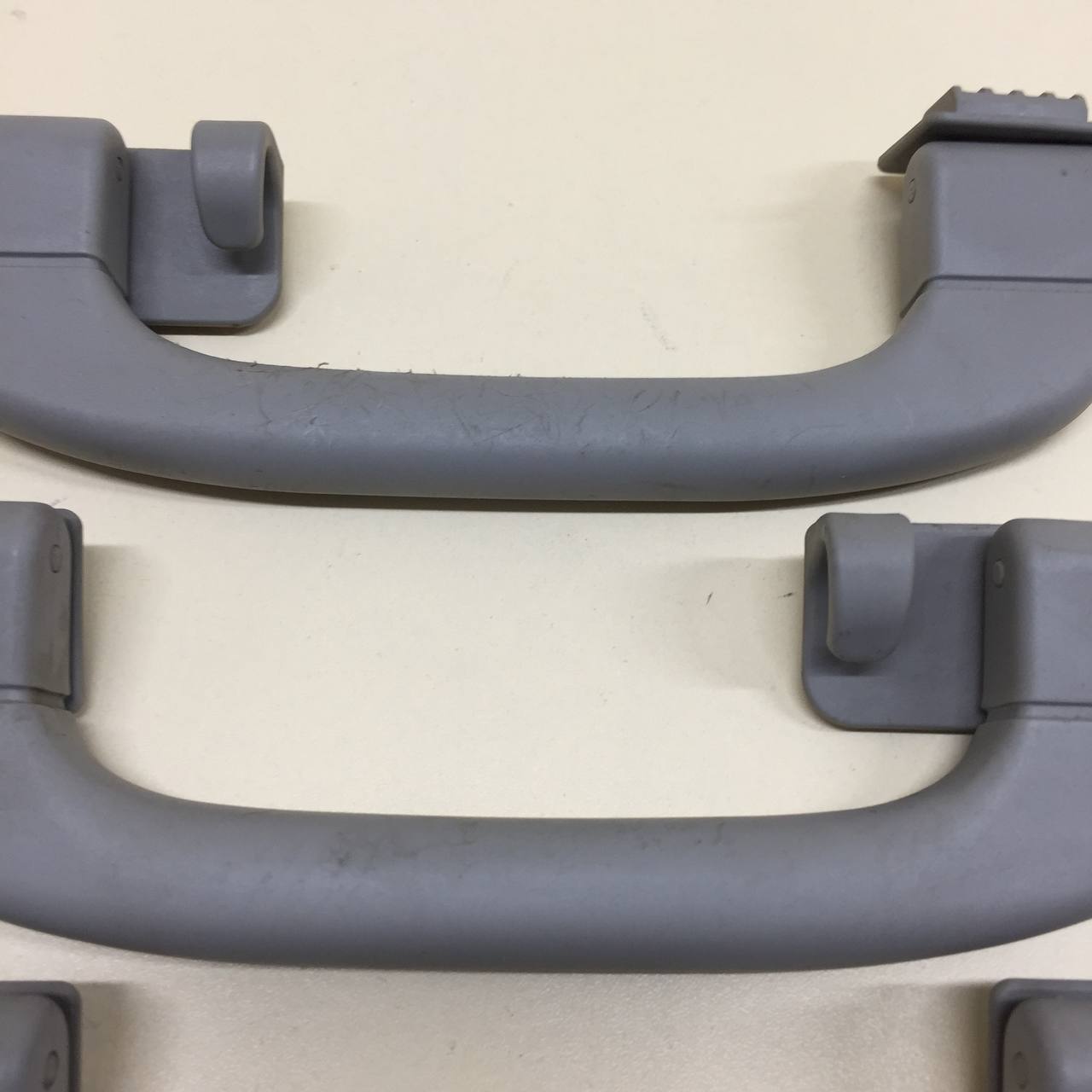 Ручка внутренняя потолочная BMW 3-series E90/E91 2005-2011 Ручка внутренняя потолочная BMW 3-series E90/E91 2005-2011