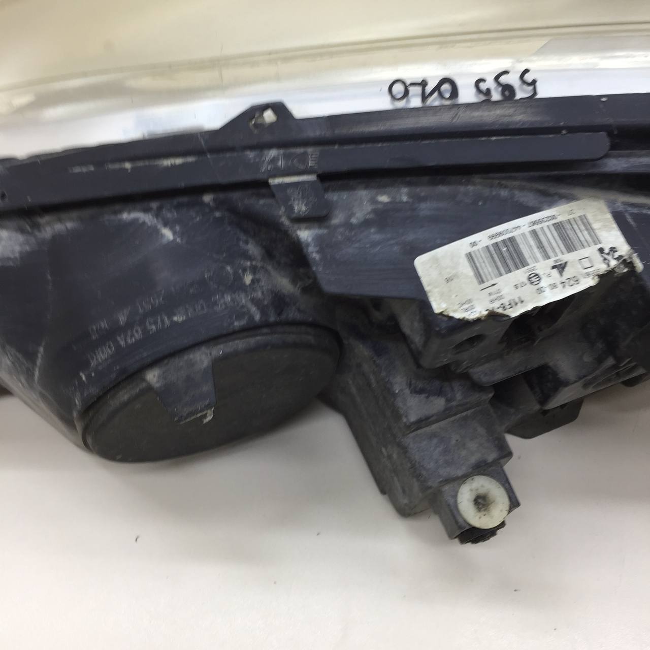 Фара правая Peugeot 308 2007> Фара правая Peugeot 308 2007>