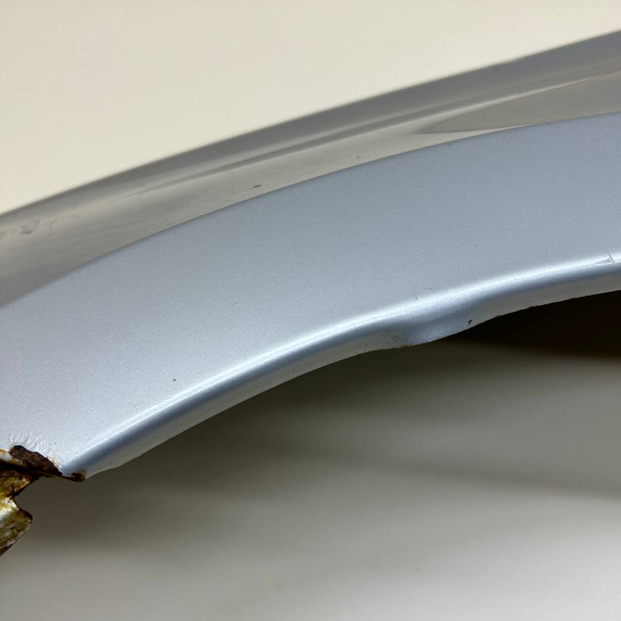 Крыло переднее левое Lada Granta 2011>