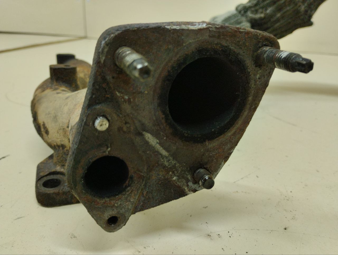 Коллектор выпускной Land Rover Discovery 3 (L319) 2004-2009