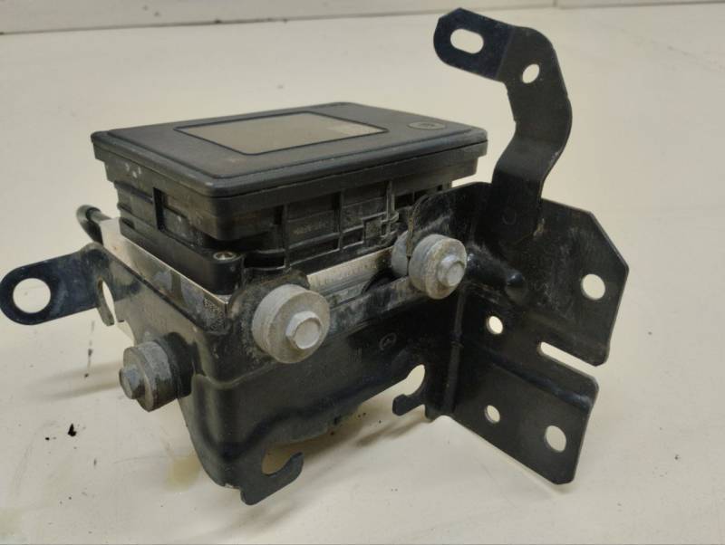 Блок ABS (насос) Mazda Mazda 3 (BM) 2013-2016 Блок ABS (насос) Mazda Mazda 3 (BM) 2013-2016