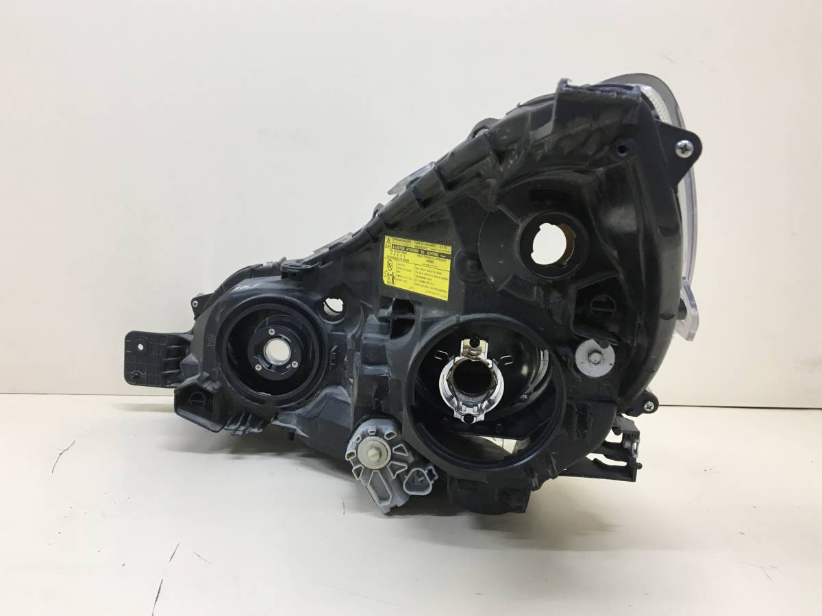 Фара правая Subaru Legacy Outback (B14) 2010-2014