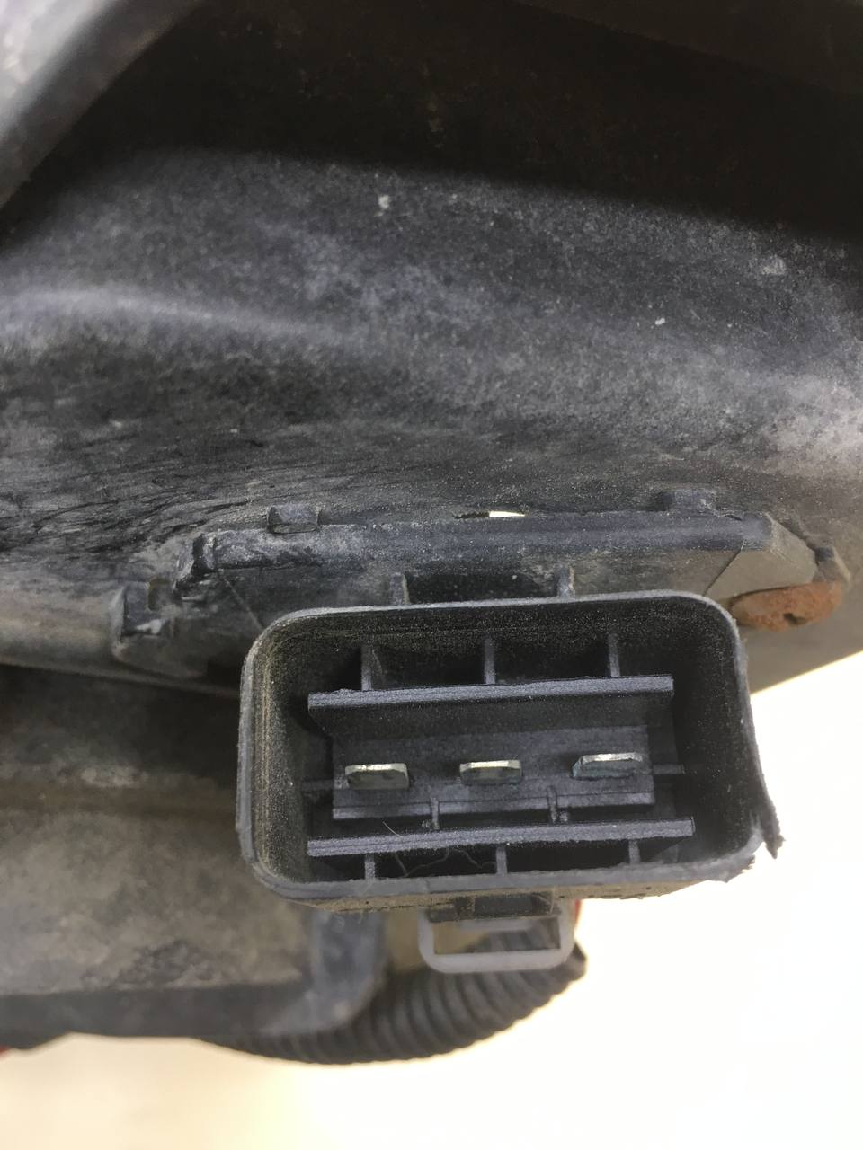 Диффузор вентилятора Kia Rio 3 (QB) 2011-2017