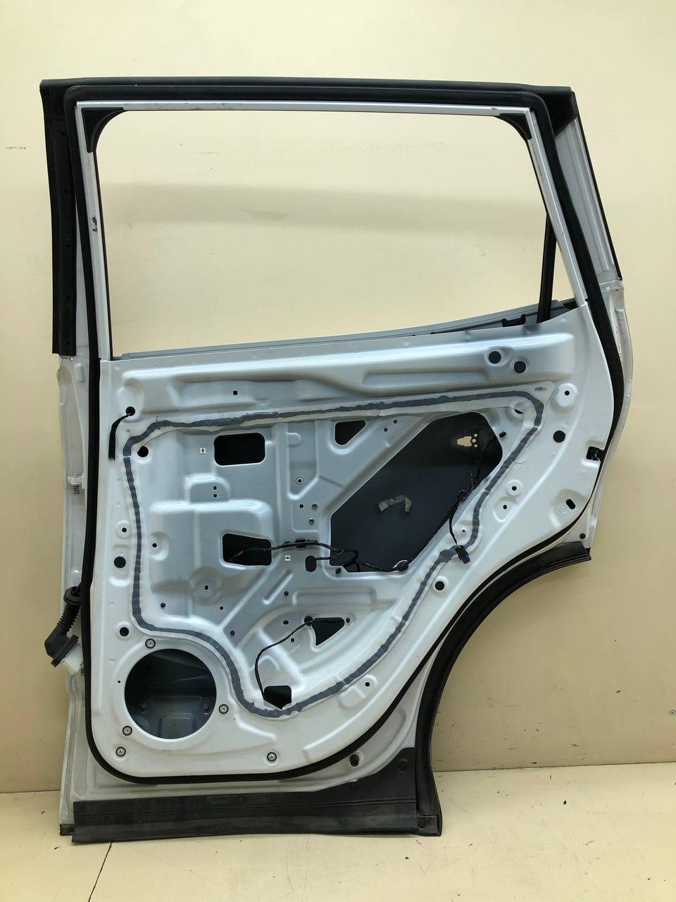 Дверь задняя правая Chery Tiggo 4 2017>
