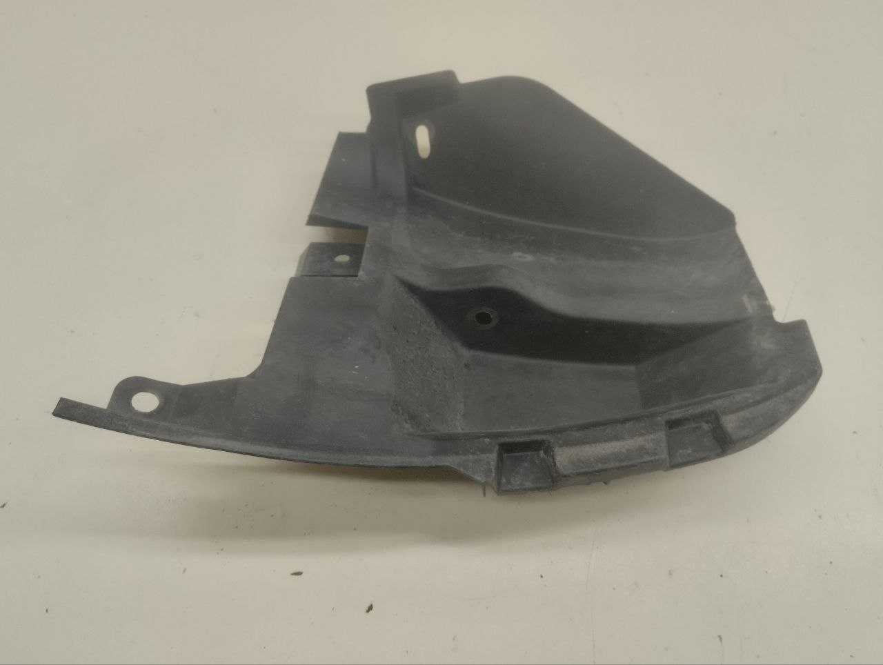 Пыльник (кузов наружные) Toyota Auris (E150) 2006-2012 Пыльник (кузов наружные) Toyota Auris (E150) 2006-2012