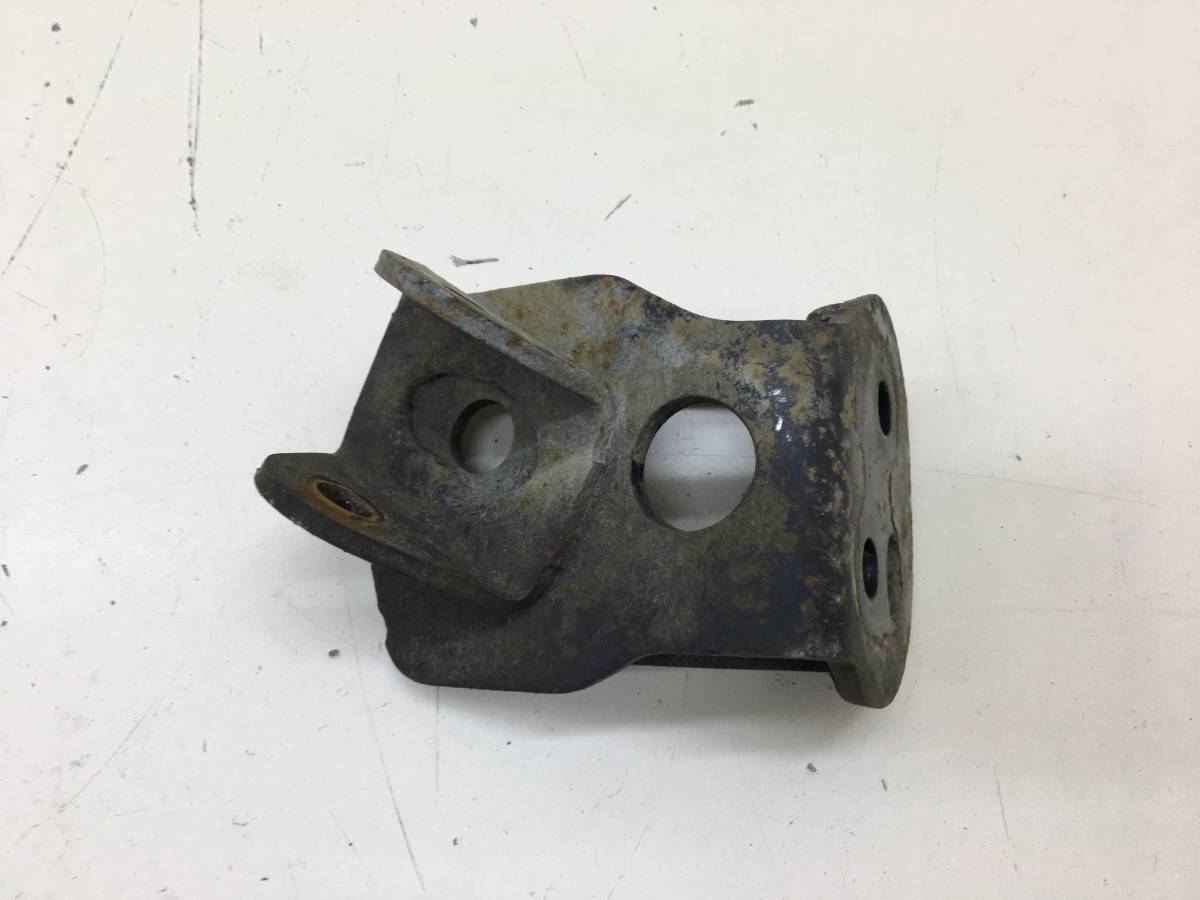 Кронштейн амортизатора Toyota Rav 4 (XA40) 2013-2019