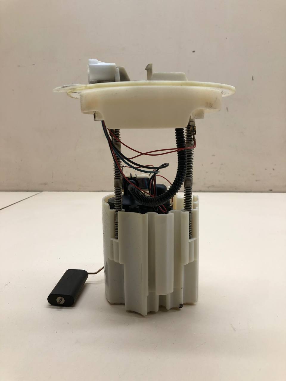 Насос топливный электрический Chevrolet Cruze (J300) 2009-2016