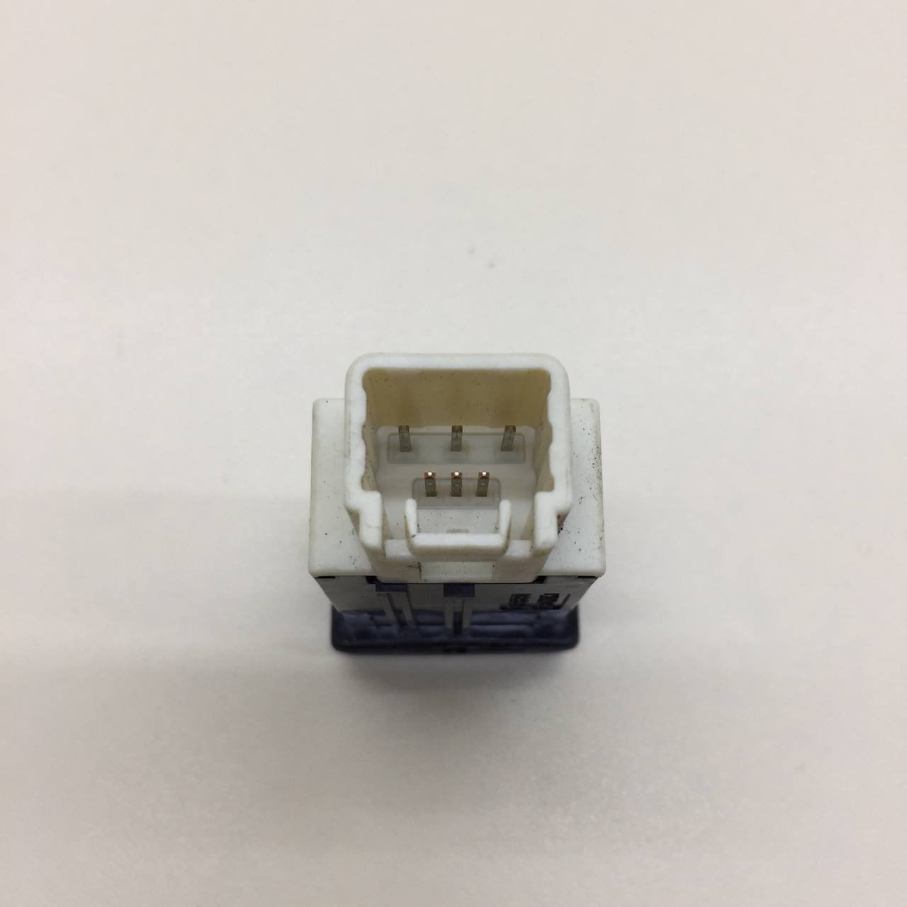 Кнопка обогрева сидений Toyota Rav 4 (XA40) 2013-2019