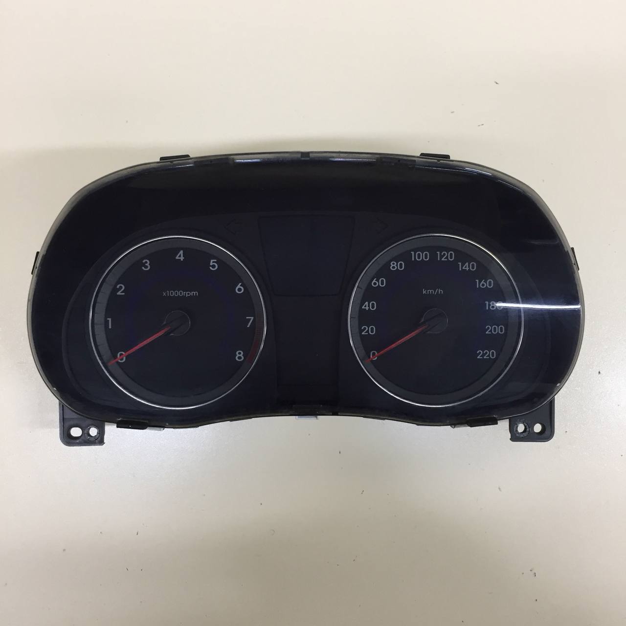 Панель приборов Hyundai Solaris (RB) 2010-2017