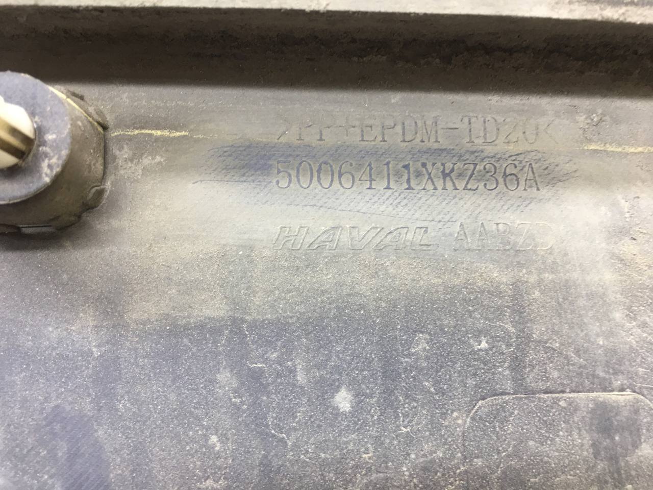 Накладка двери передней левой Haval H6 2014-2020
