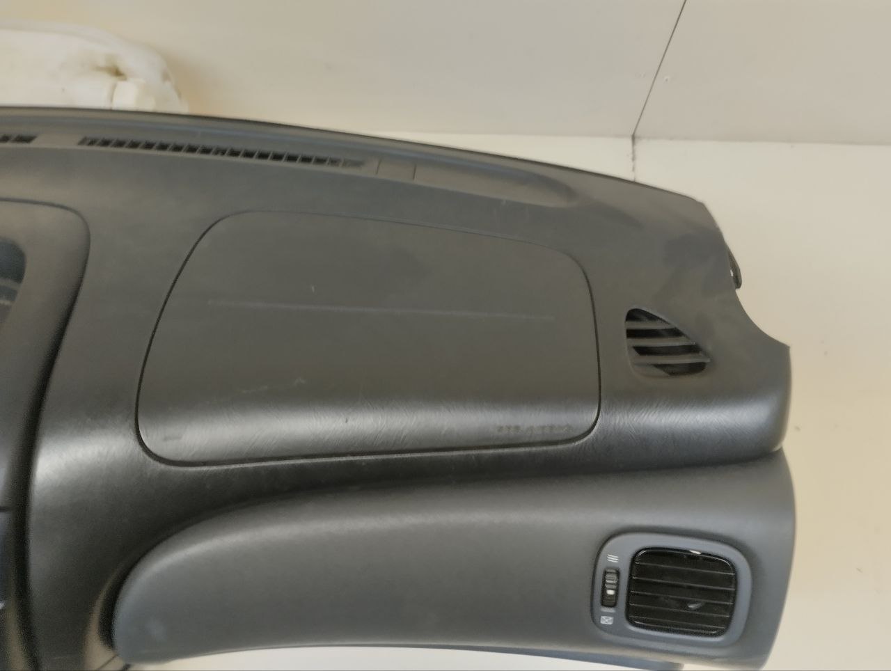Подушка безопасности (комплект) Nissan Almera (N16) 2000-2006 Подушка безопасности (комплект) Nissan Almera (N16) 2000-2006