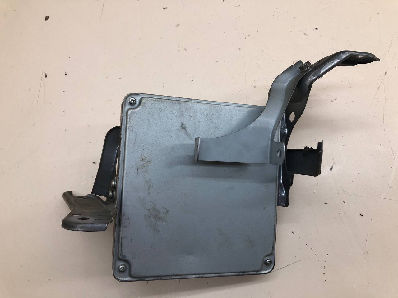 Блок управления двигателем Toyota Hilux 2004-2015