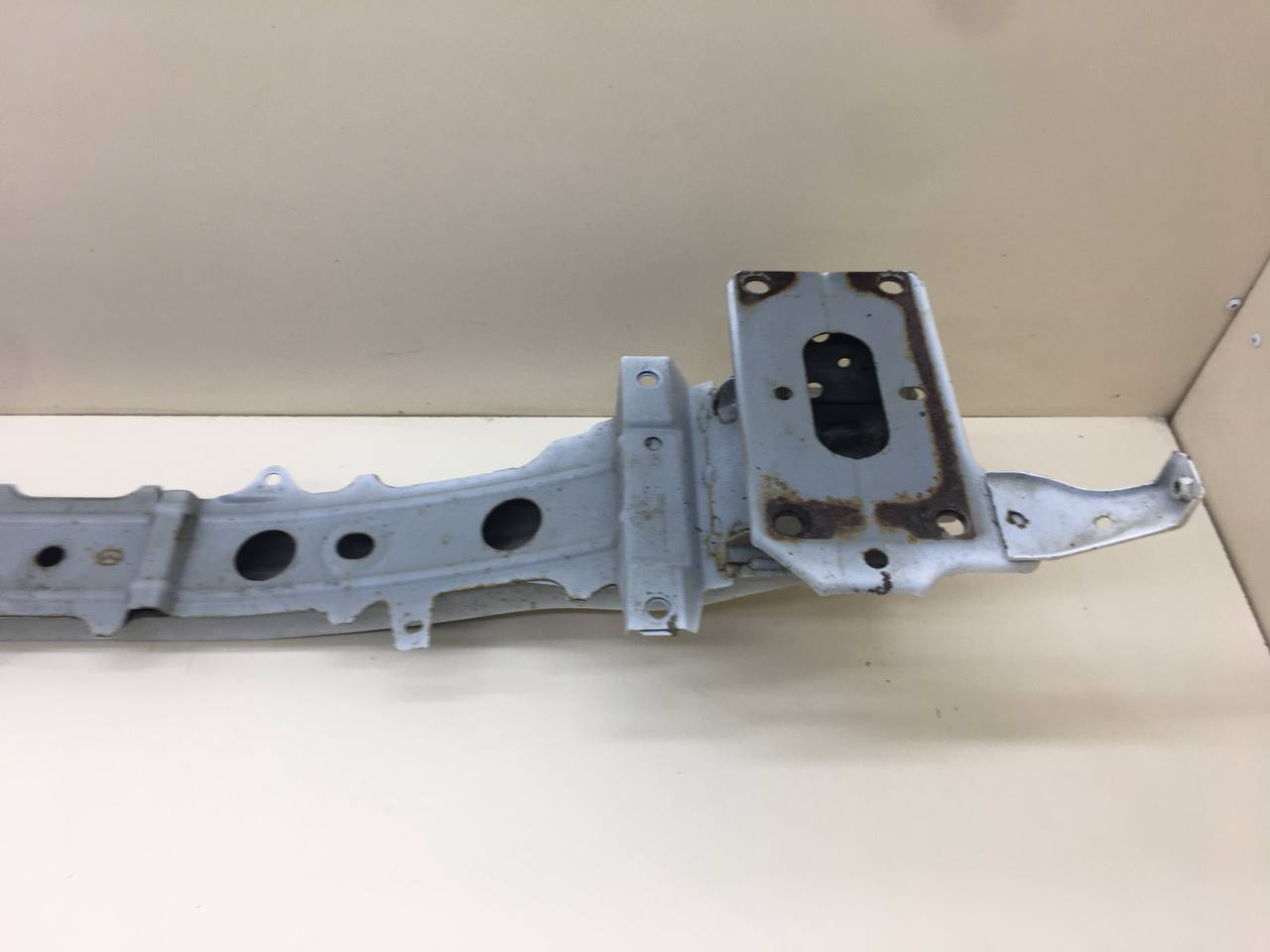 Усилитель переднего бампера Mazda Mazda 6 (GH) 2007-2012