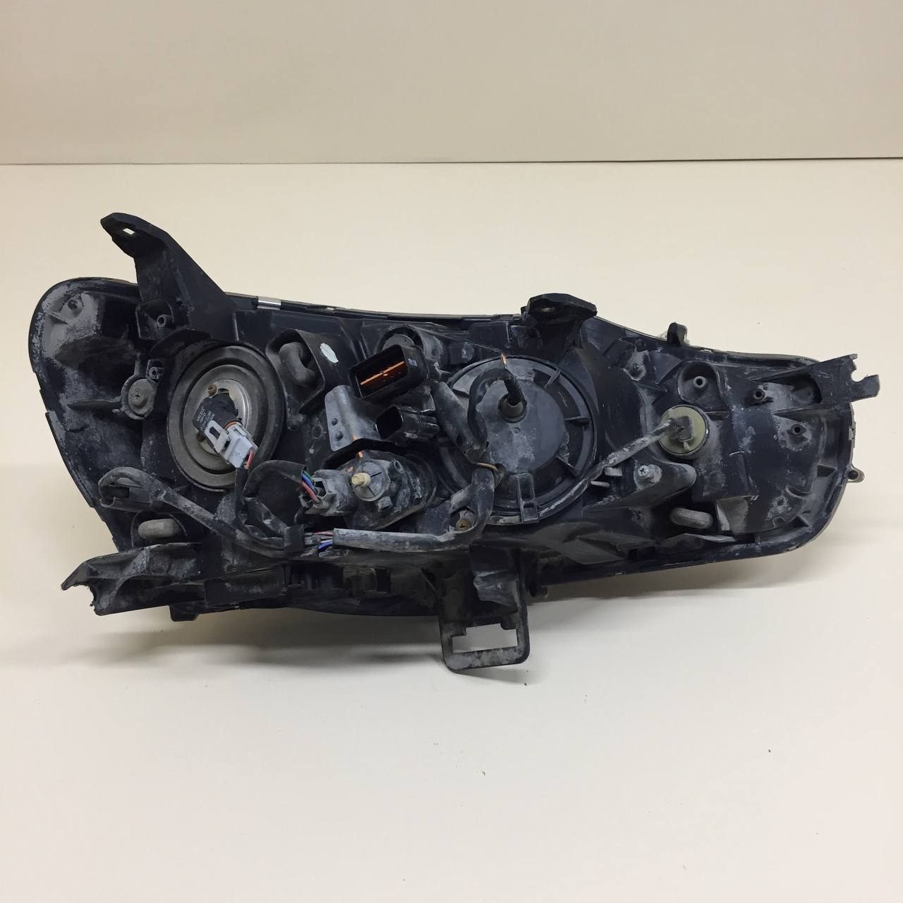 Фара левая Mitsubishi Lancer X (CX, CY) 2007> Фара левая Mitsubishi Lancer X (CX, CY) 2007>