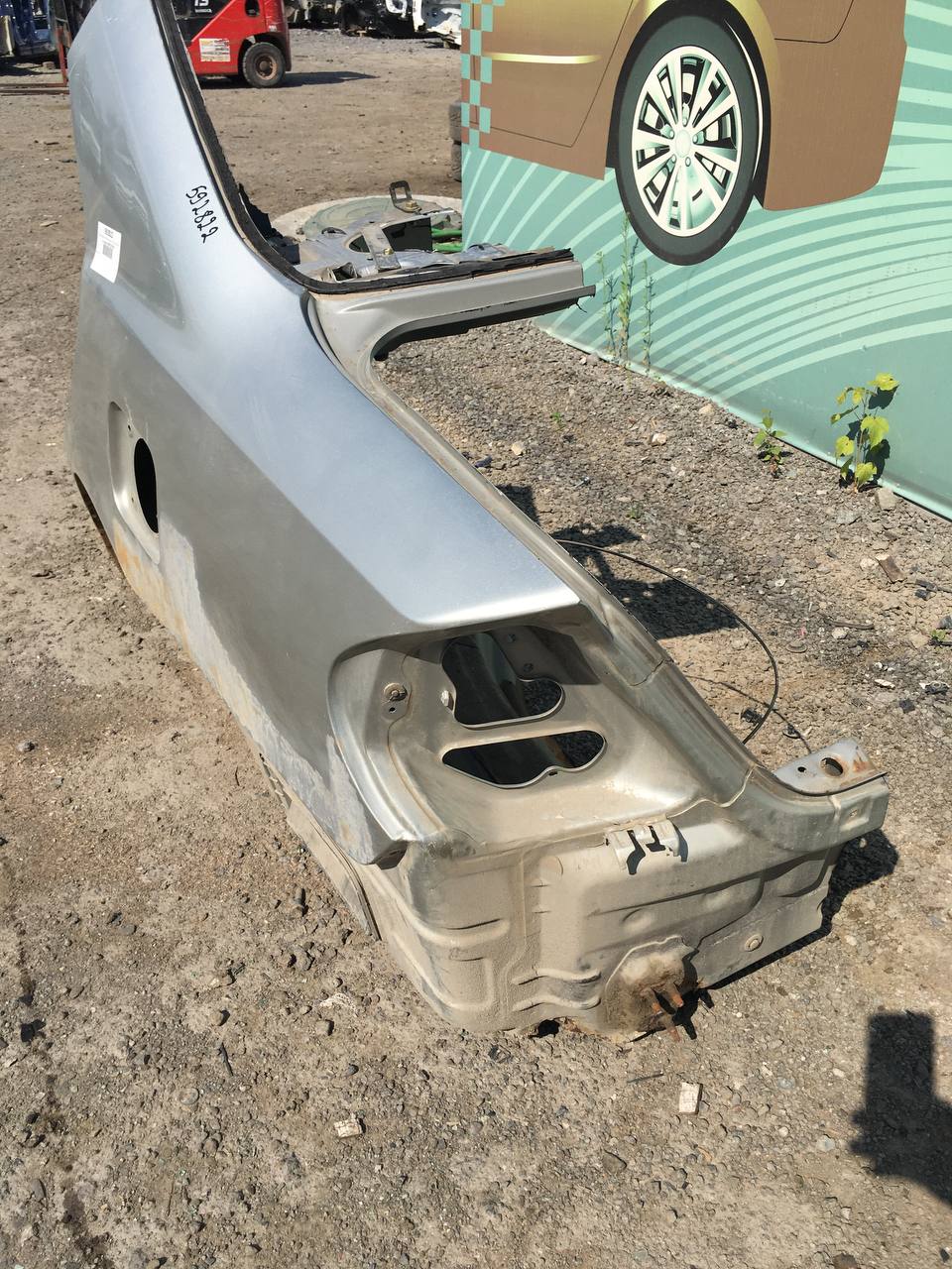Крыло заднее левое Toyota Camry (XV30) 2001-2006 Крыло заднее левое Toyota Camry (XV30) 2001-2006