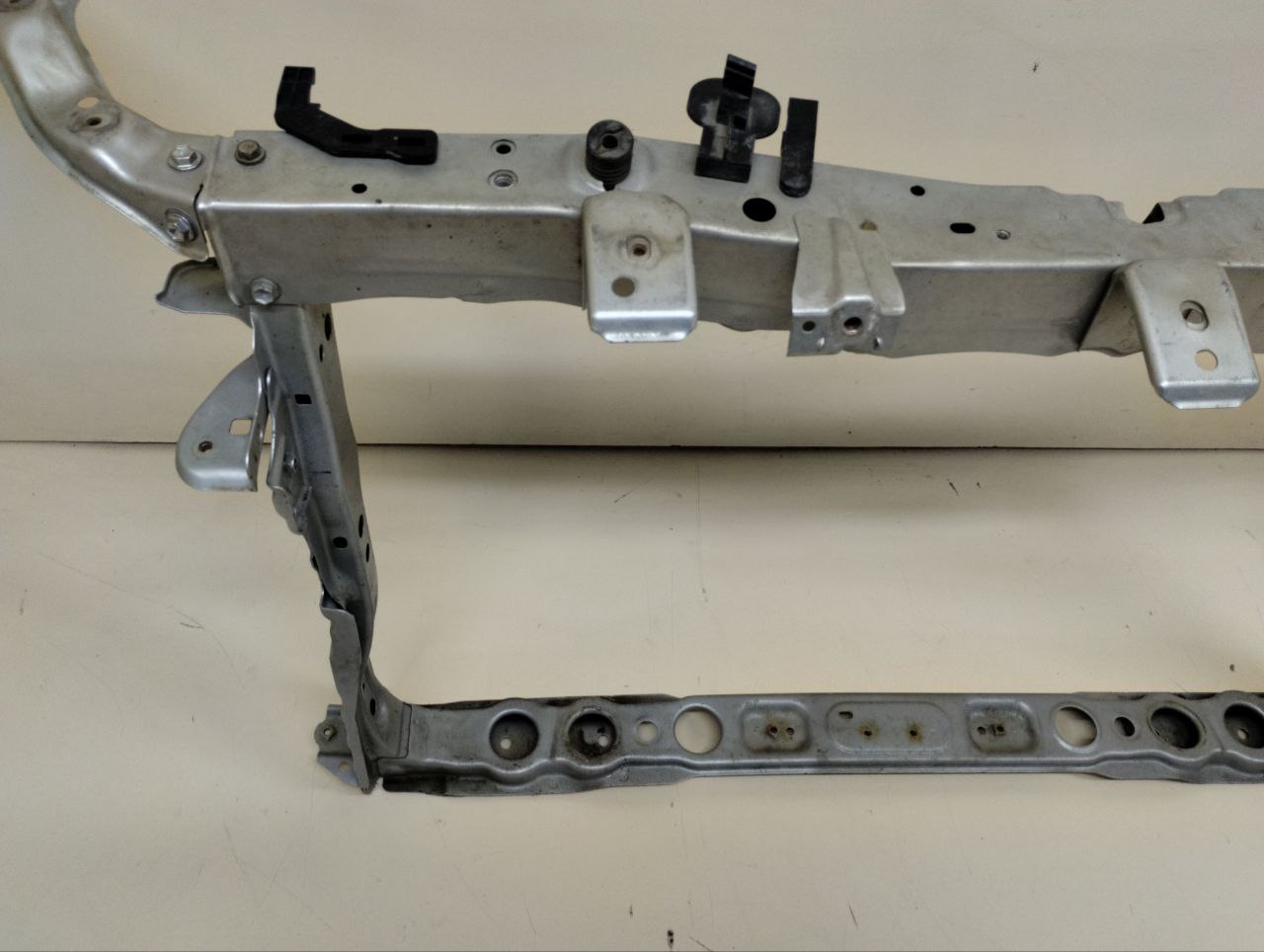 Панель передняя Toyota Auris (E150) 2006-2012 Панель передняя Toyota Auris (E150) 2006-2012
