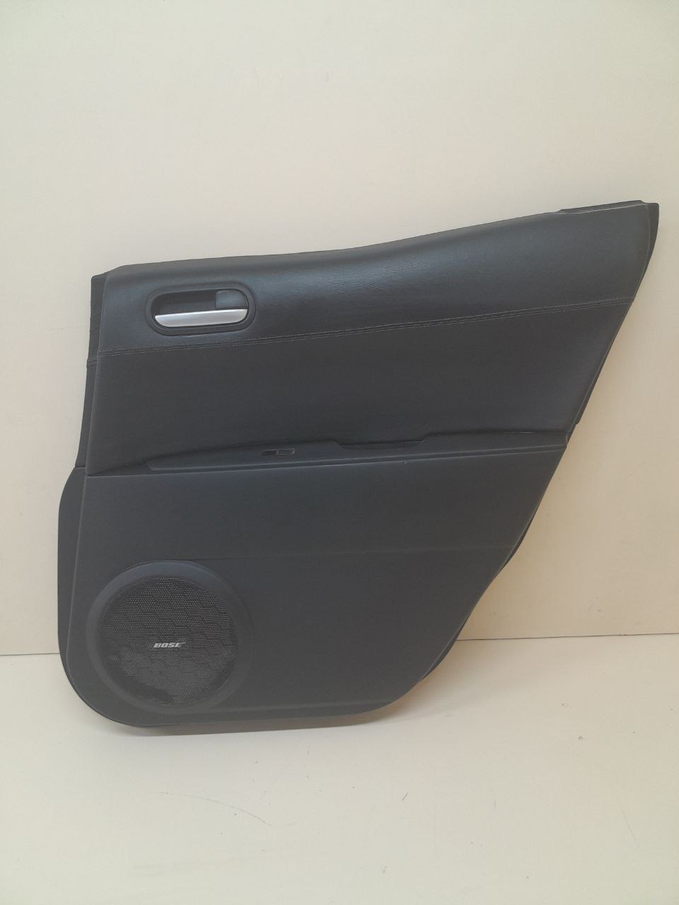 Обшивка двери задней правой Mazda CX-7 (ER) 2006-2012