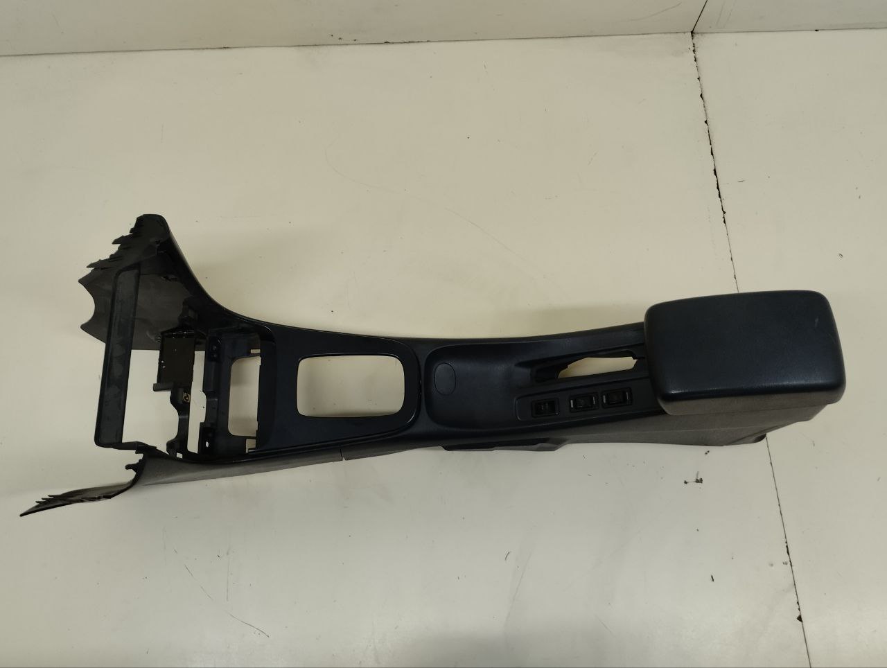 Консоль центральная Nissan Almera Classic (B10) 2006-2013
