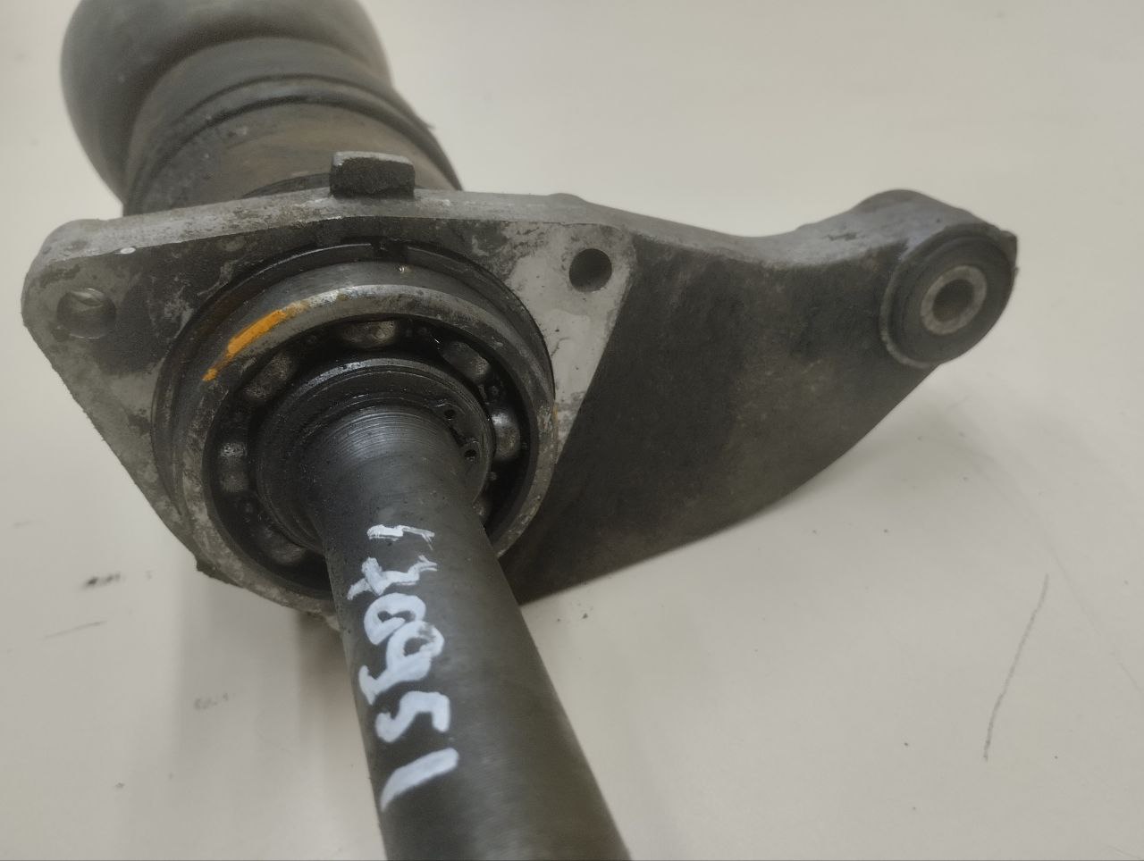 Полуось передняя правая Chevrolet Niva 2009-2020