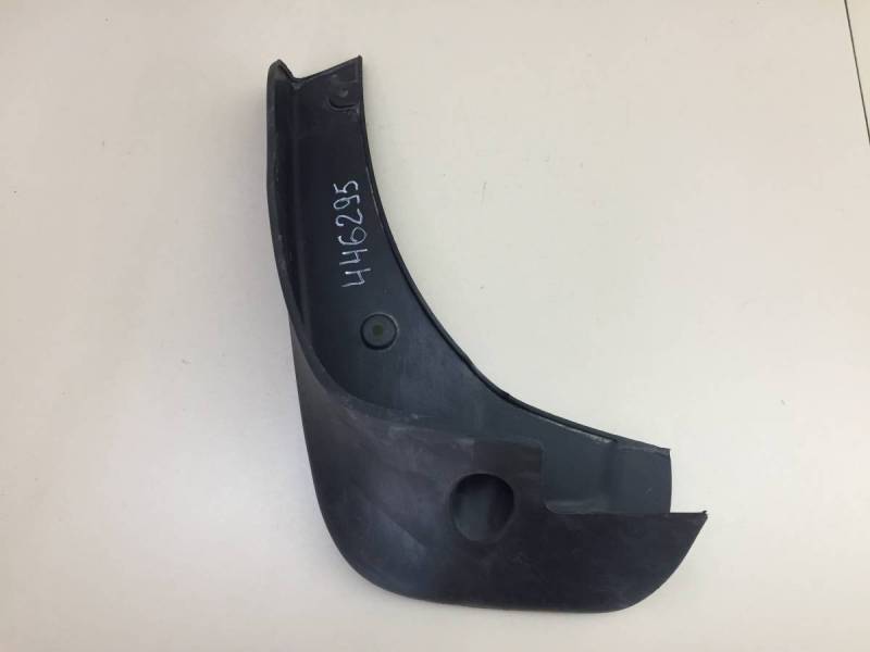 Брызговик передний левый Nissan Qashqai (J10) 2006-2013