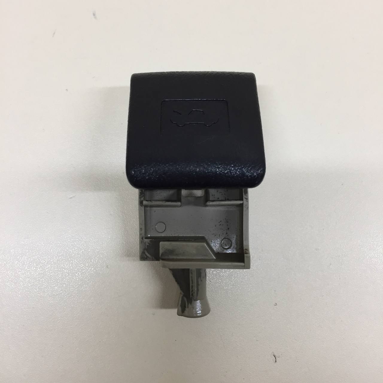 Ручка открывания капота Toyota Land Cruiser Prado (J150) 2009-2022 Ручка открывания капота Toyota Land Cruiser Prado (J150) 2009-2022