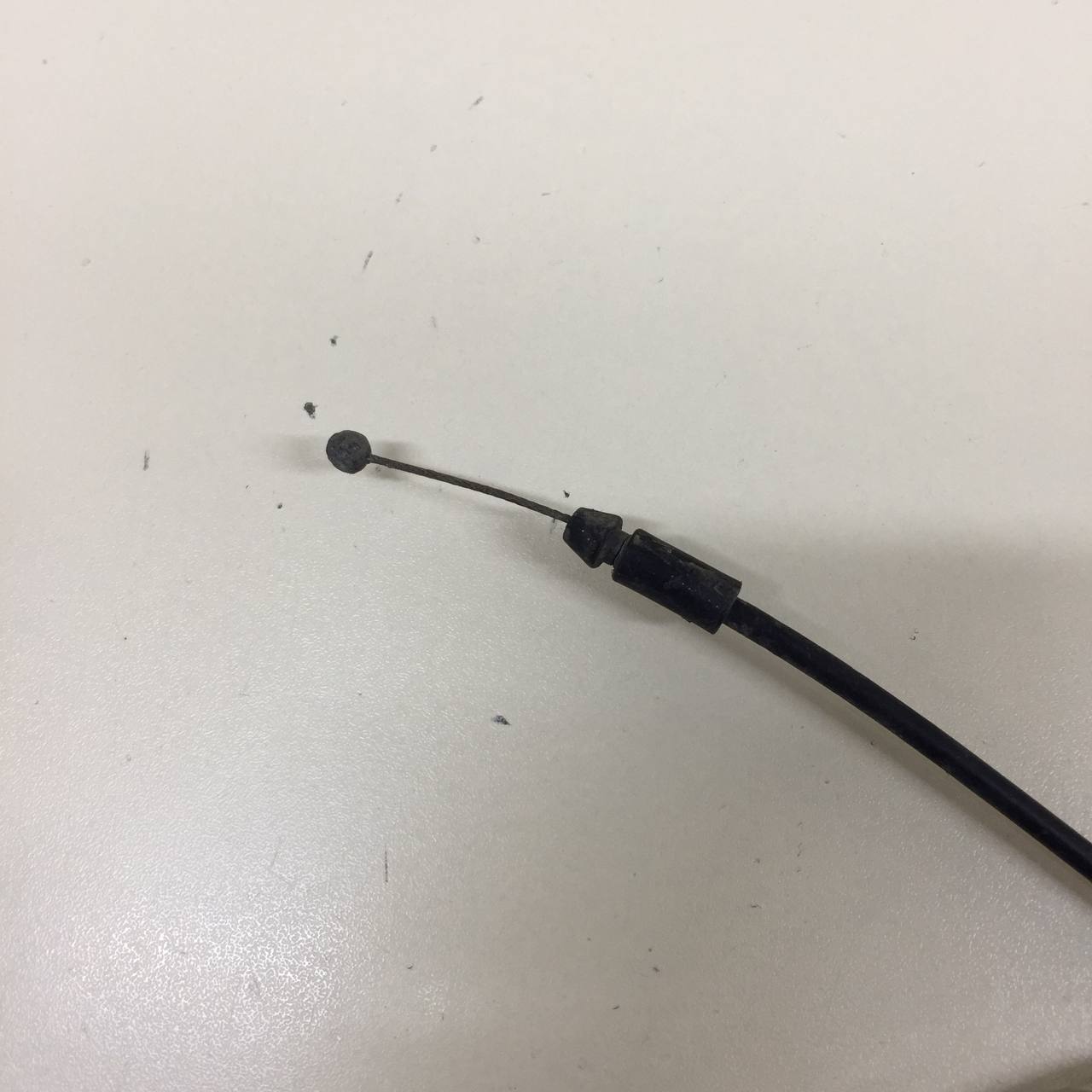 Ручка открывания капота Toyota Camry (XV50) 2011-2017 Ручка открывания капота Toyota Camry (XV50) 2011-2017