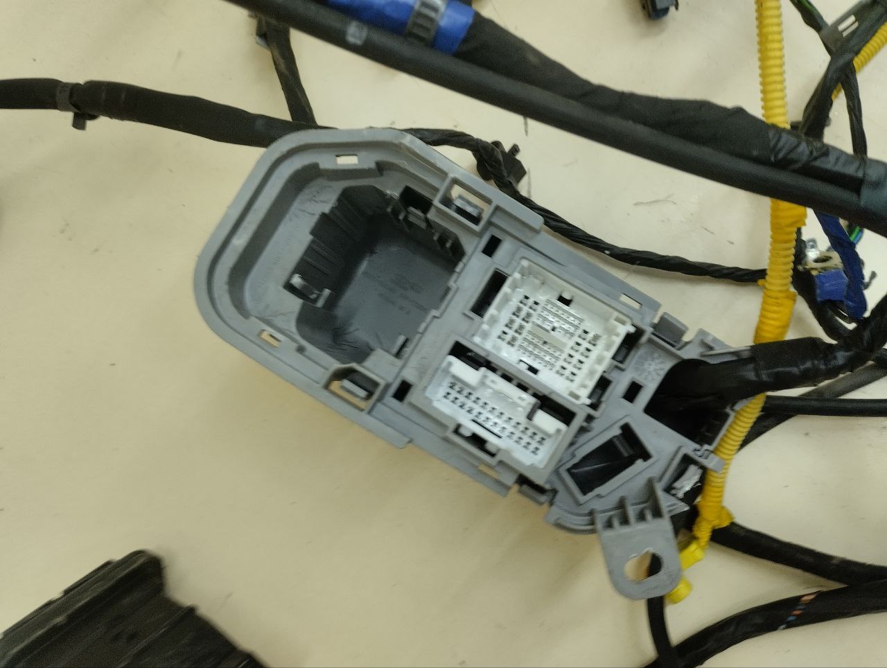 Проводка салона Kia Ceed (JD) 2012-2018 Проводка салона Kia Ceed (JD) 2012-2018