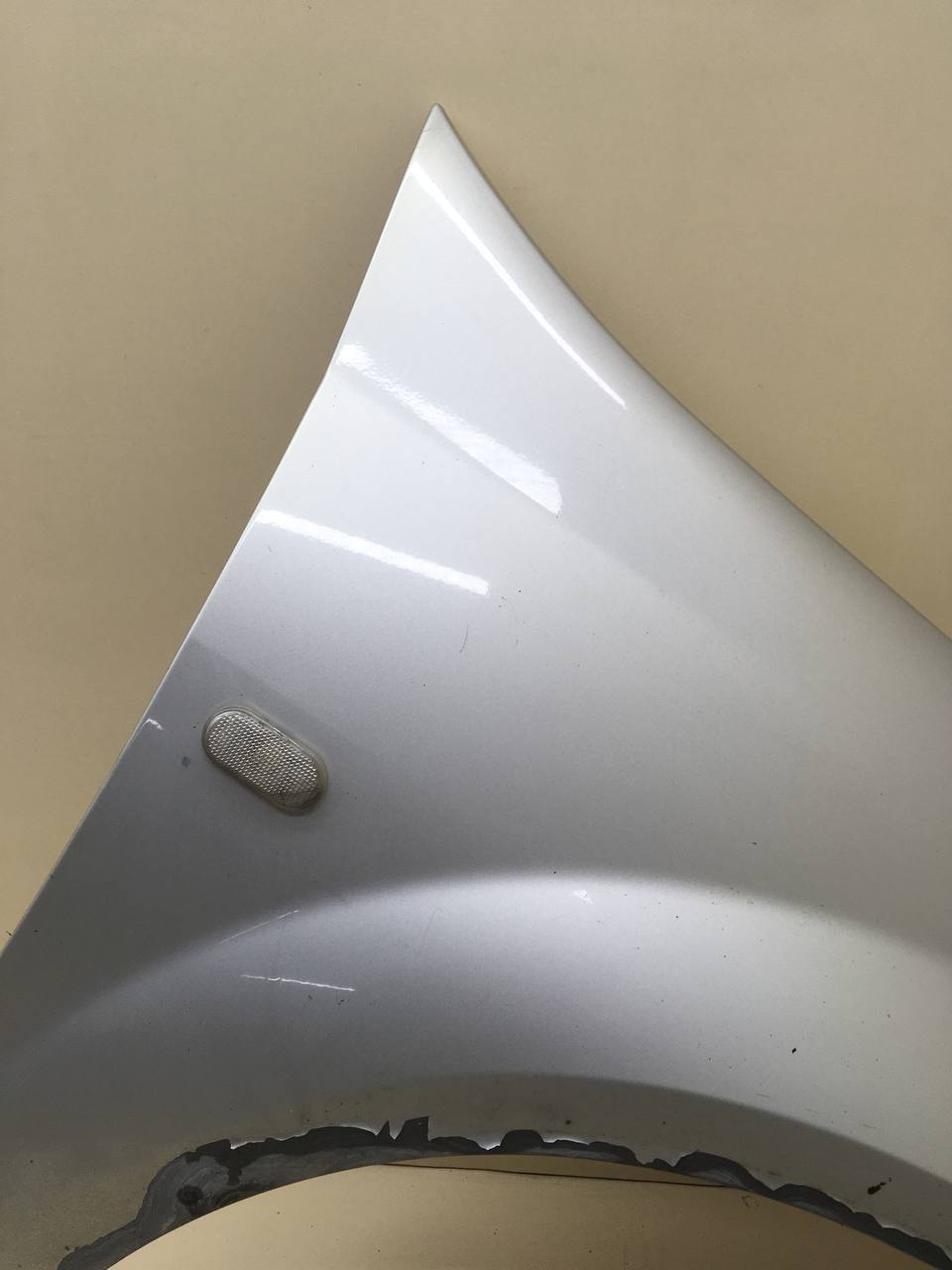 Крыло переднее правое Lada Largus 2012>