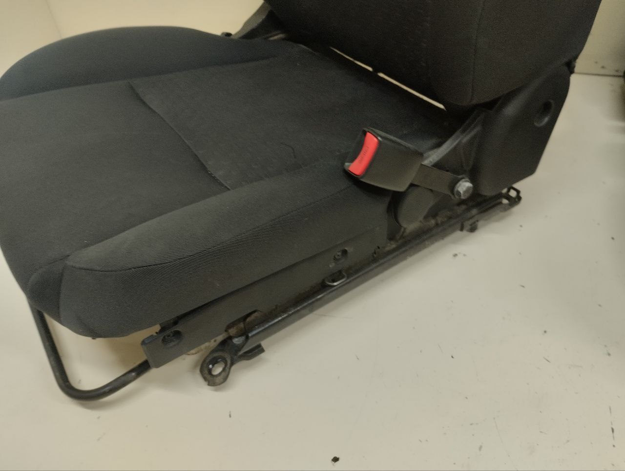 Сиденье (комплект) Nissan Almera (N16) 2000-2006 Сиденье (комплект) Nissan Almera (N16) 2000-2006
