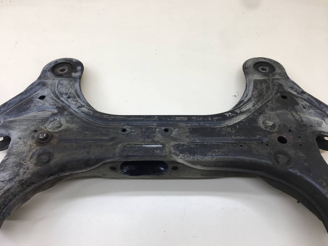 Балка подмоторная Chevrolet Aveo T250 2005-2011 Балка подмоторная Chevrolet Aveo T250 2005-2011