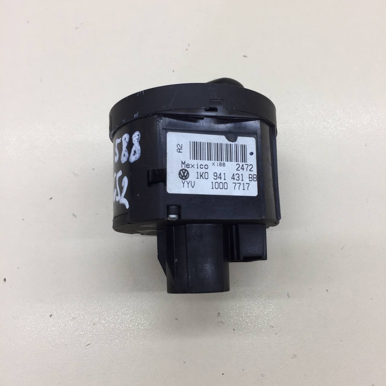 Переключатель света фар Volkswagen Golf 5 (1K) 2003-2009