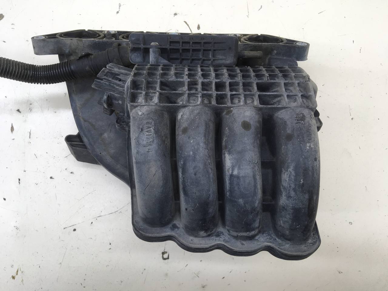 Коллектор впускной Volkswagen Polo (MK5) 2011-2020