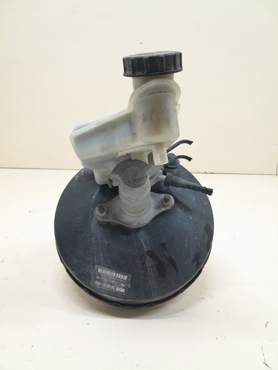 Усилитель тормозов вакуумный Ford Fusion (JU) 2002-2012 Усилитель тормозов вакуумный Ford Fusion (JU) 2002-2012