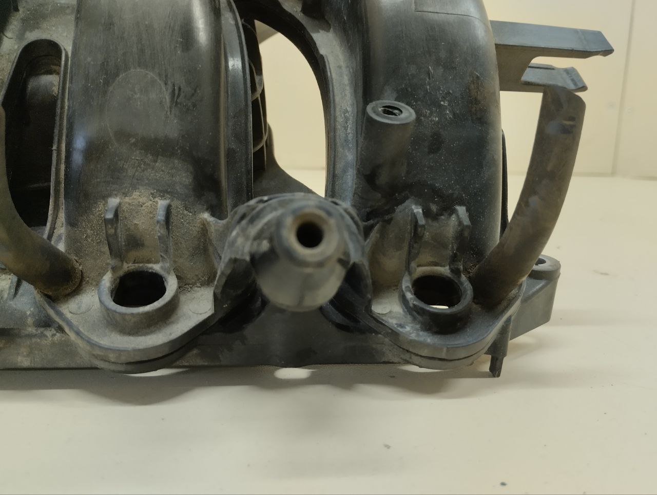 Коллектор впускной Volkswagen Polo (MK5) 2011-2020 Коллектор впускной Volkswagen Polo (MK5) 2011-2020
