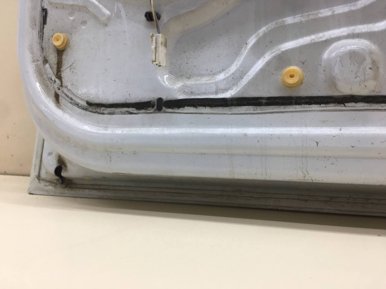 Дверь передняя правая Renault Duster (HSA, HSM) 2012> Дверь передняя правая Renault Duster (HSA, HSM) 2012>