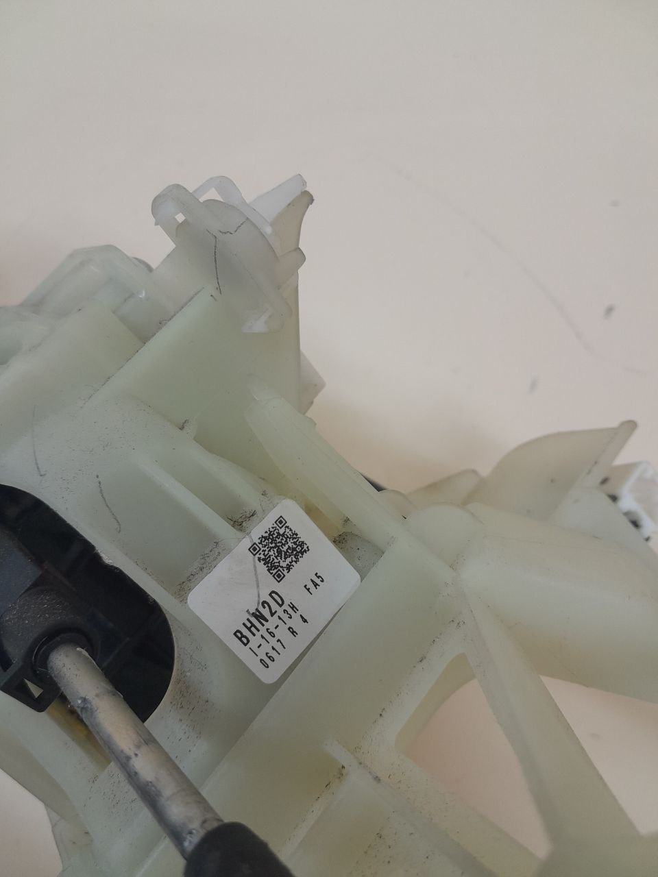 Кулиса КПП Mazda Mazda 3 (BM) 2013-2016 Кулиса КПП Mazda Mazda 3 (BM) 2013-2016