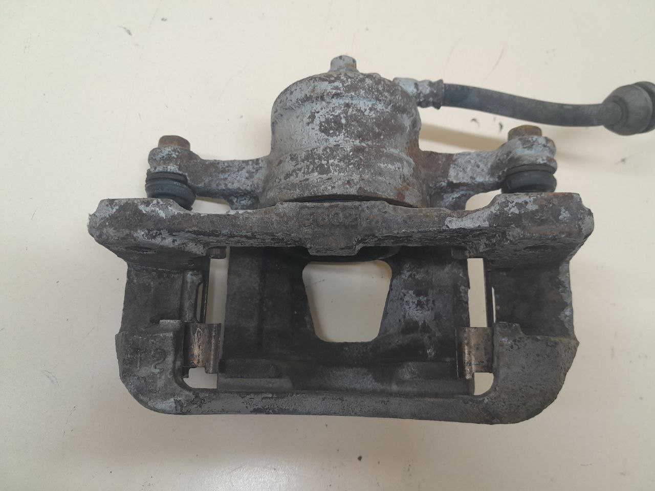 Суппорт передний правый Chevrolet Aveo T200 2003-2008