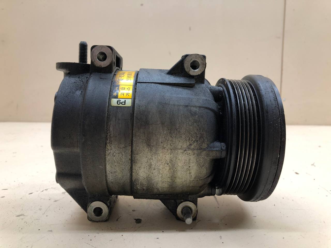 Компрессор системы кондиционирования Chevrolet Cruze (J300) 2009-2016