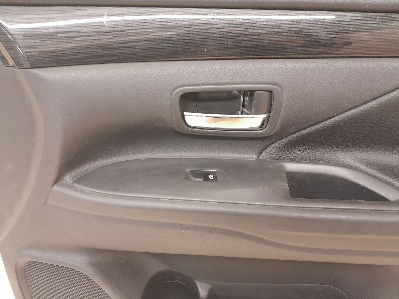 Обшивка двери передней правой Mitsubishi Outlander (GF) 2012>