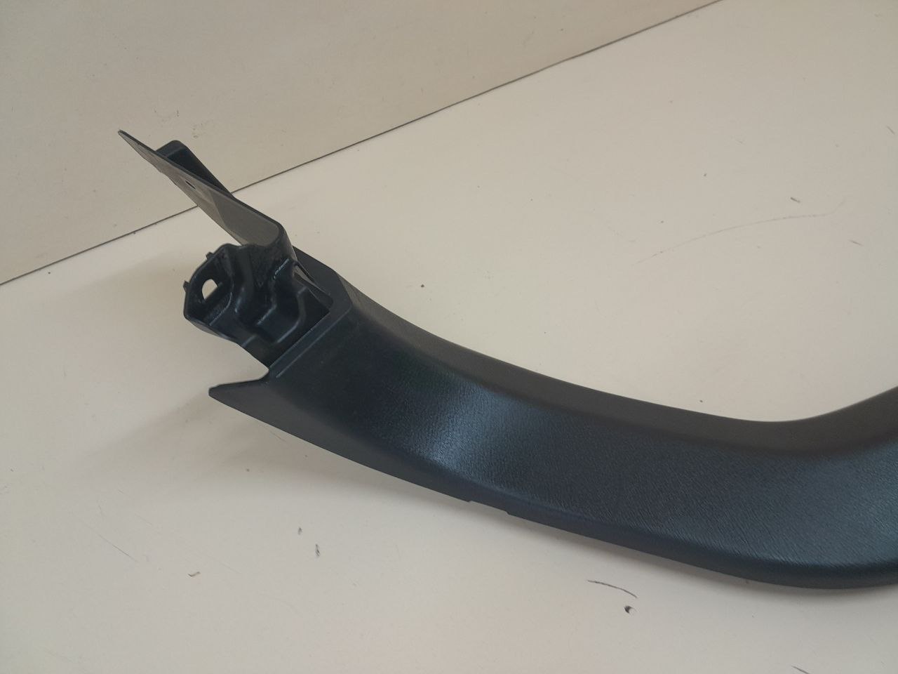 Обшивка багажника Mazda Mazda 3 (BM) 2013-2016 Обшивка багажника Mazda Mazda 3 (BM) 2013-2016