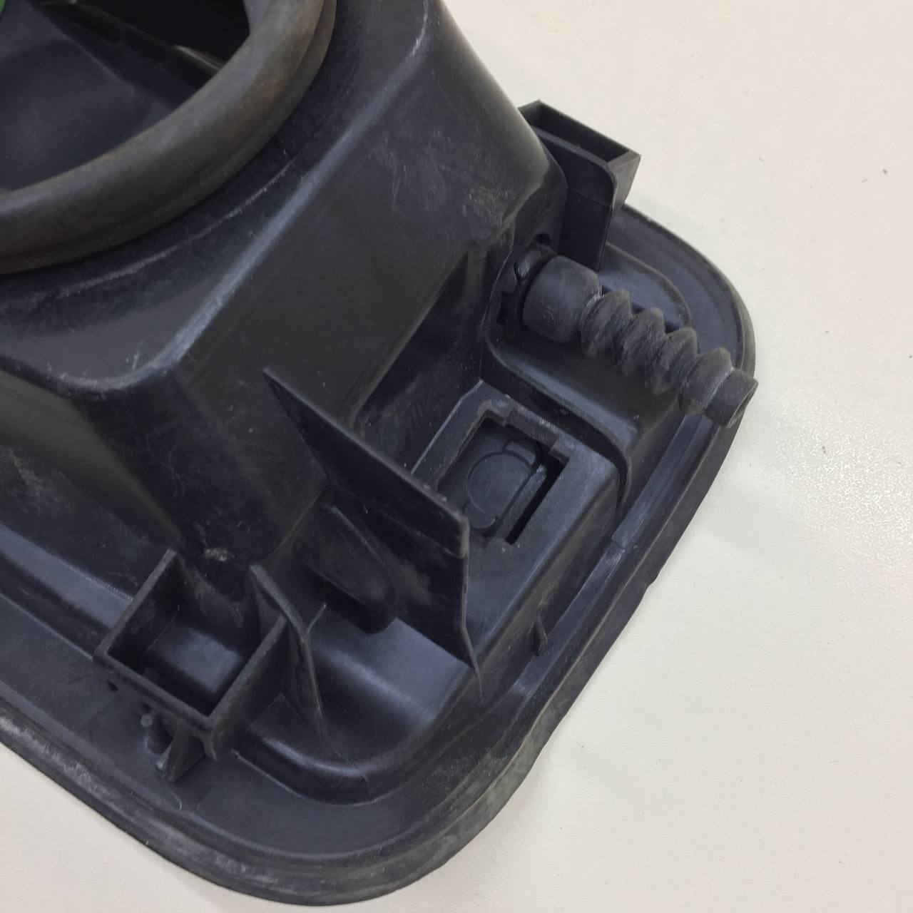 Лючок бензобака BMW 7-Series F01,F02  2008-2015
