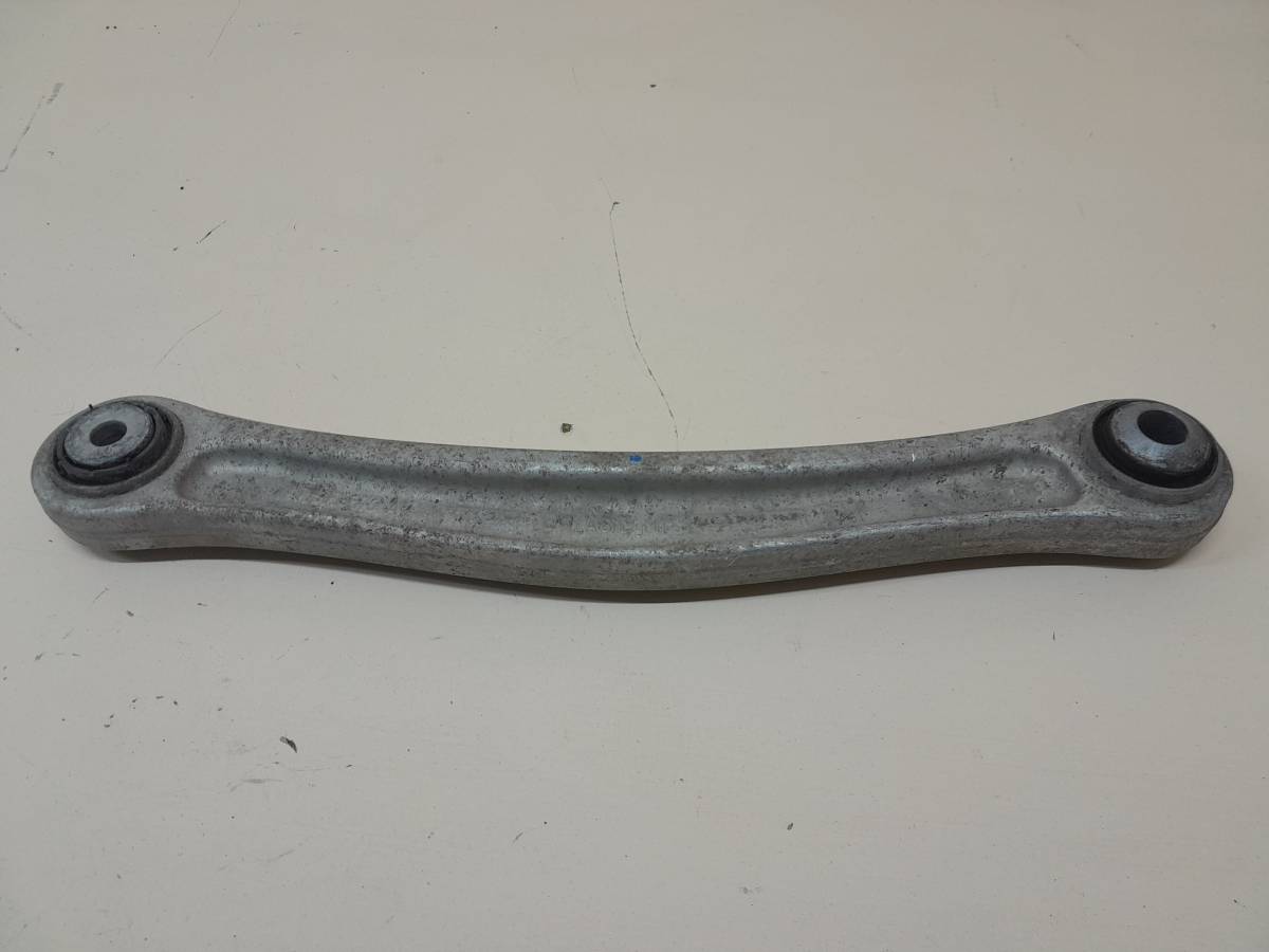 Рычаг задний верхний правый Audi Q7 (4L) 2005-2015